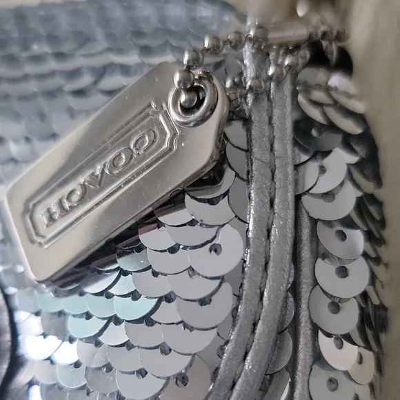 Coach Poppy Limited Edition Silver Sequin Micro Bag - Picture 5 of 16